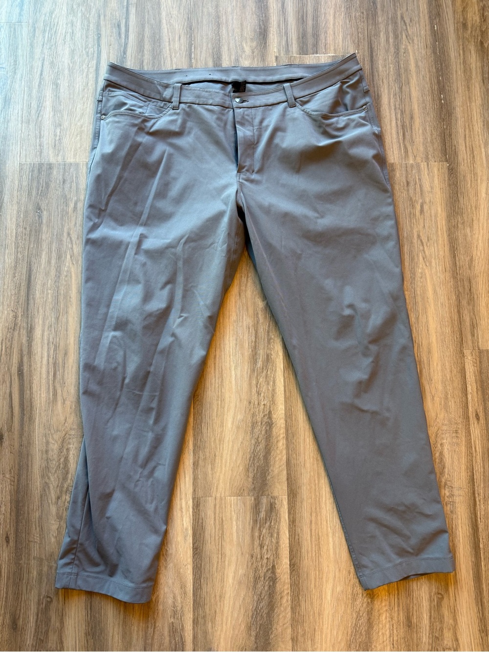 Men's Lululemon 44x32 abc slimfit warpstreme